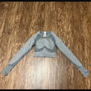 Grey Gymshark top shirt